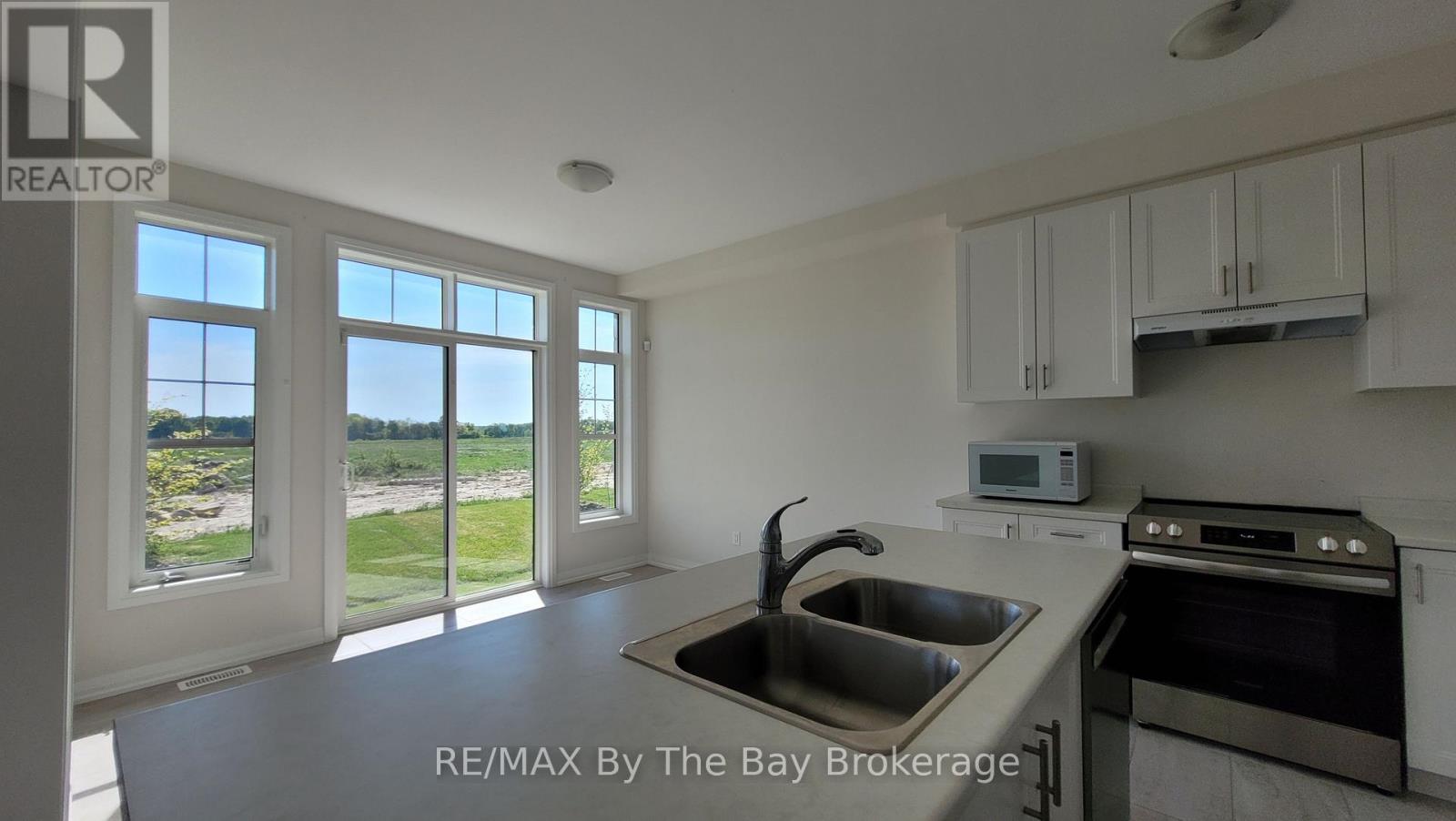194 Union Boulevard, Wasaga Beach, Ontario  L9Z 0N9 - Photo 10 - S13234394