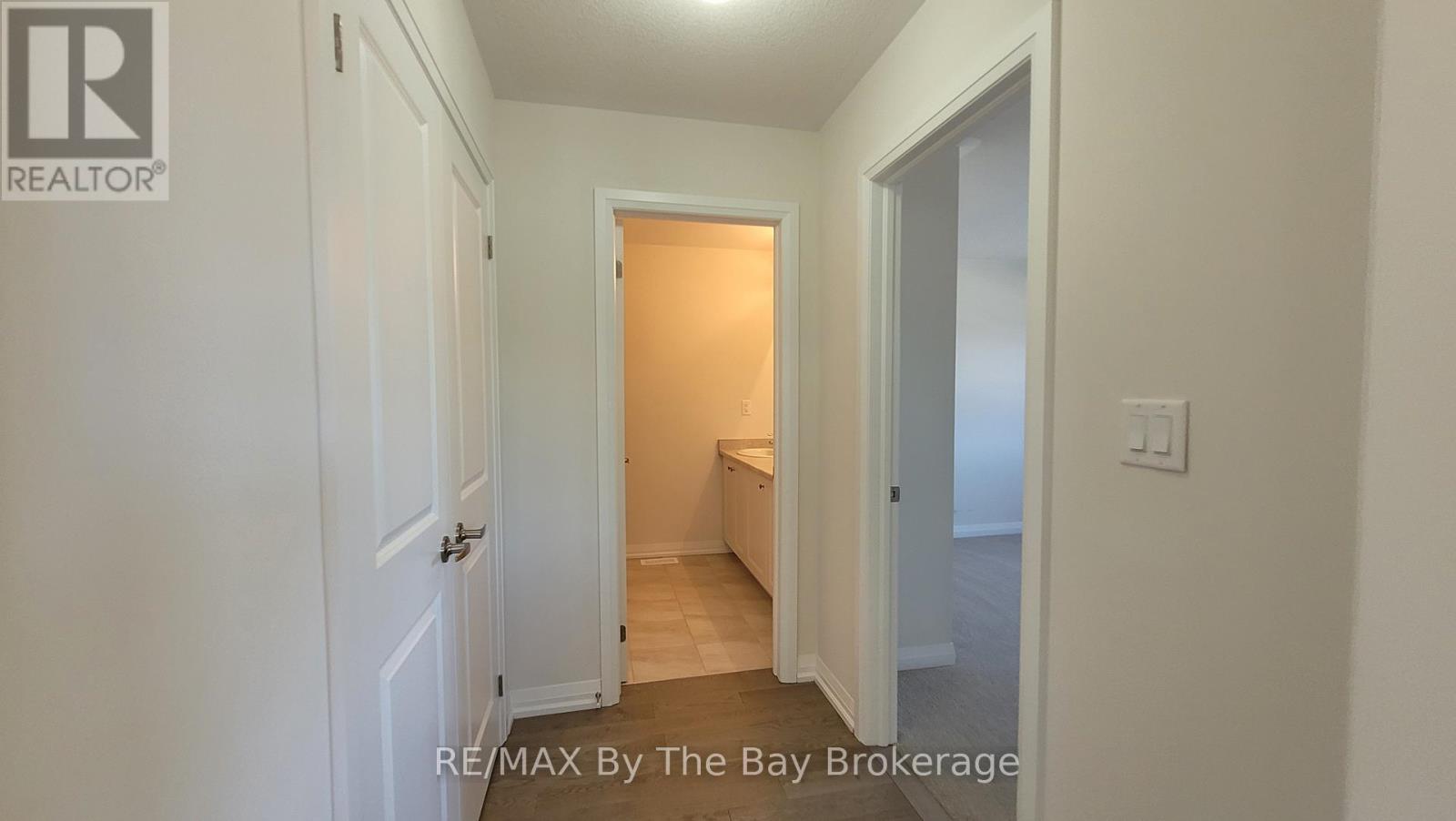 194 Union Boulevard, Wasaga Beach, Ontario  L9Z 0N9 - Photo 19 - S13234394