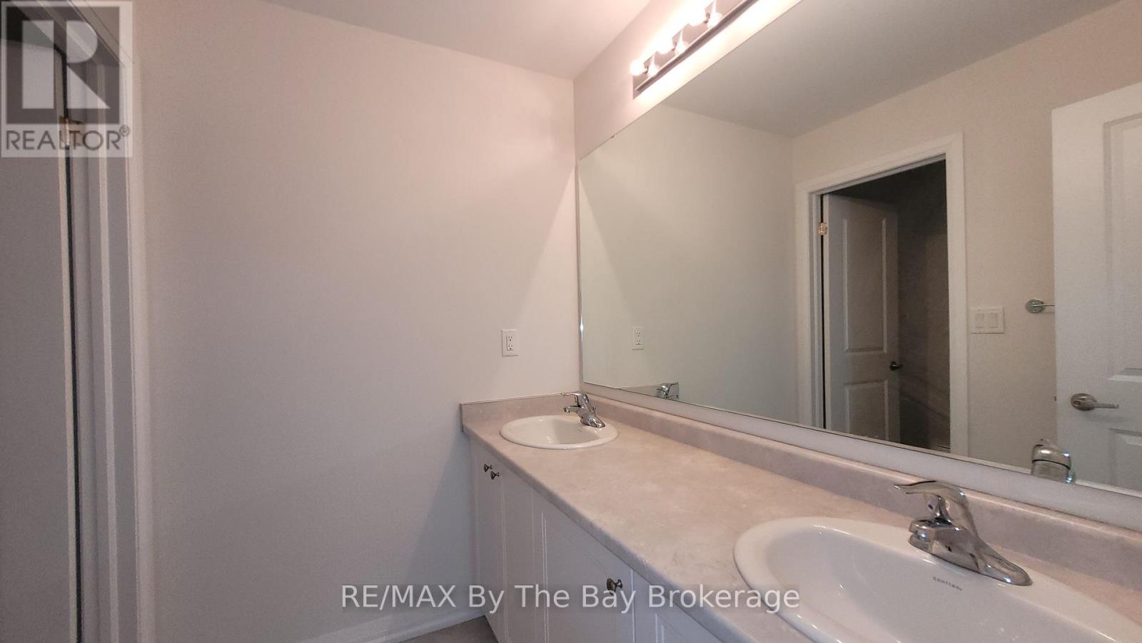 194 Union Boulevard, Wasaga Beach, Ontario  L9Z 0N9 - Photo 24 - S13234394