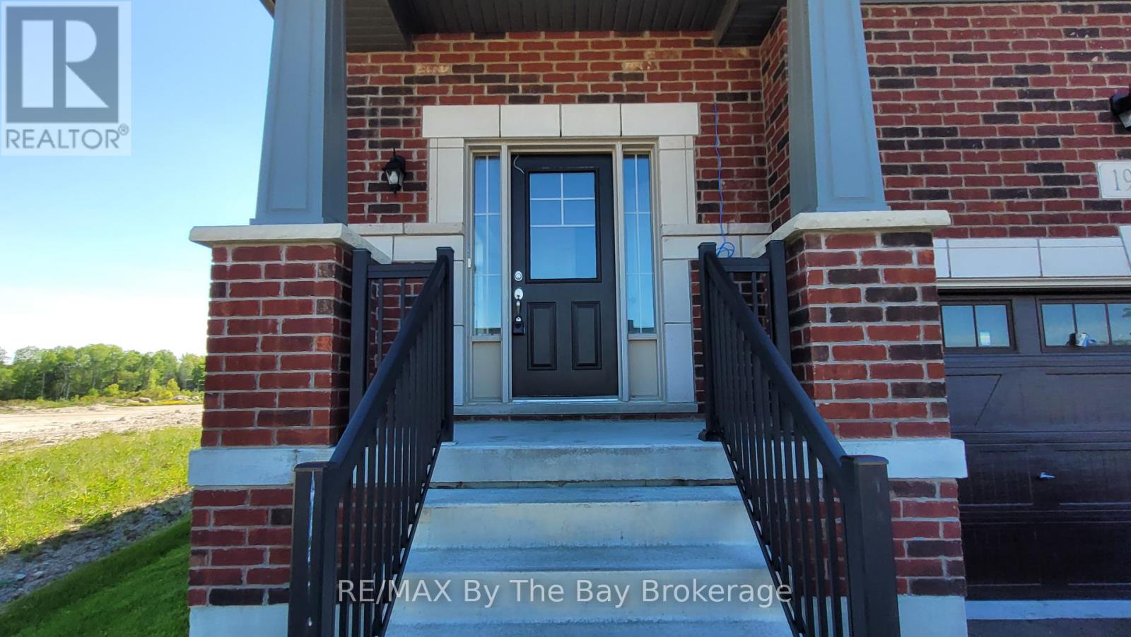 194 Union Boulevard, Wasaga Beach, Ontario  L9Z 0N9 - Photo 4 - S13234394