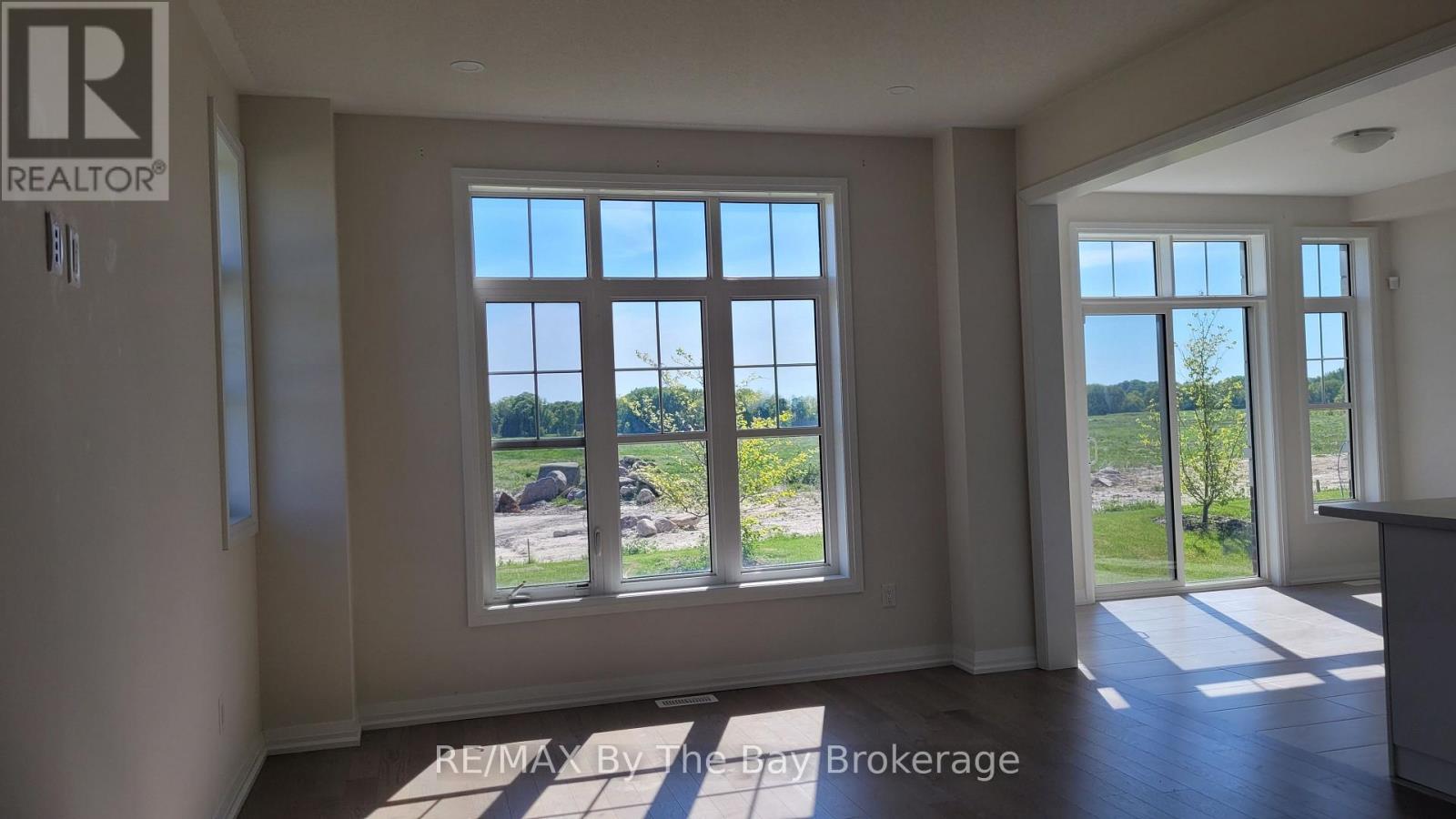 194 Union Boulevard, Wasaga Beach, Ontario  L9Z 0N9 - Photo 7 - S13234394