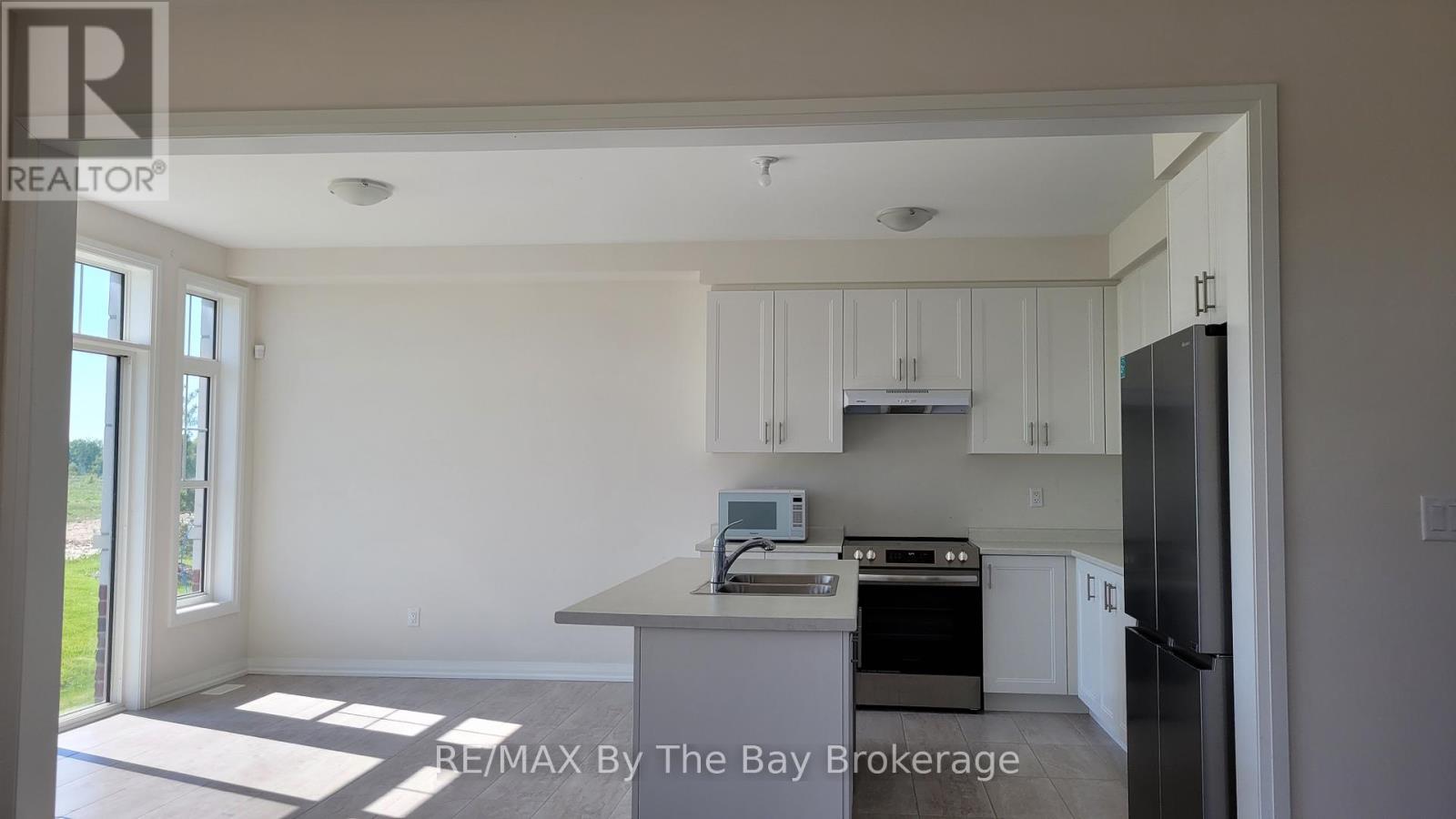 194 Union Boulevard, Wasaga Beach, Ontario  L9Z 0N9 - Photo 8 - S13234394