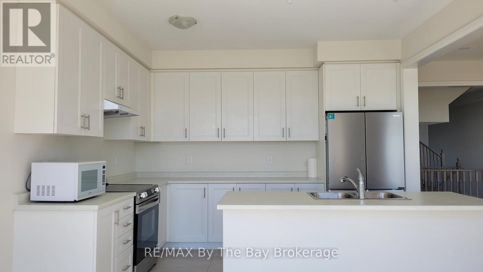 194 Union Boulevard, Wasaga Beach, Ontario  L9Z 0N9 - Photo 9 - S13234394