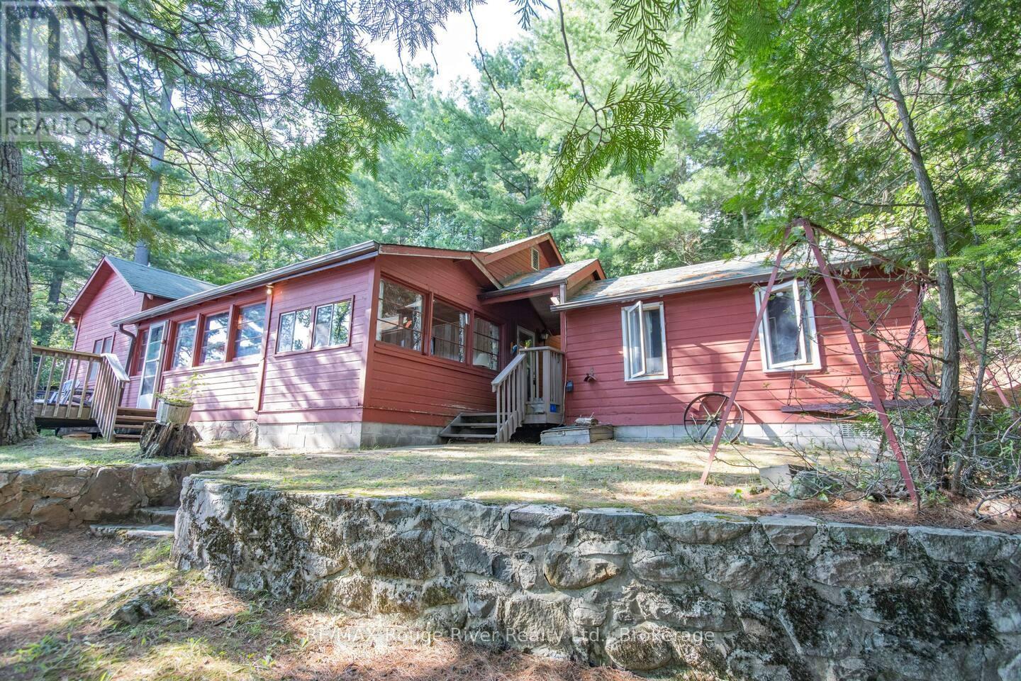 1246 Sugar Bush Lane, Minden Hills, Ontario  K0M 2K0 - Photo 1 - X13234122