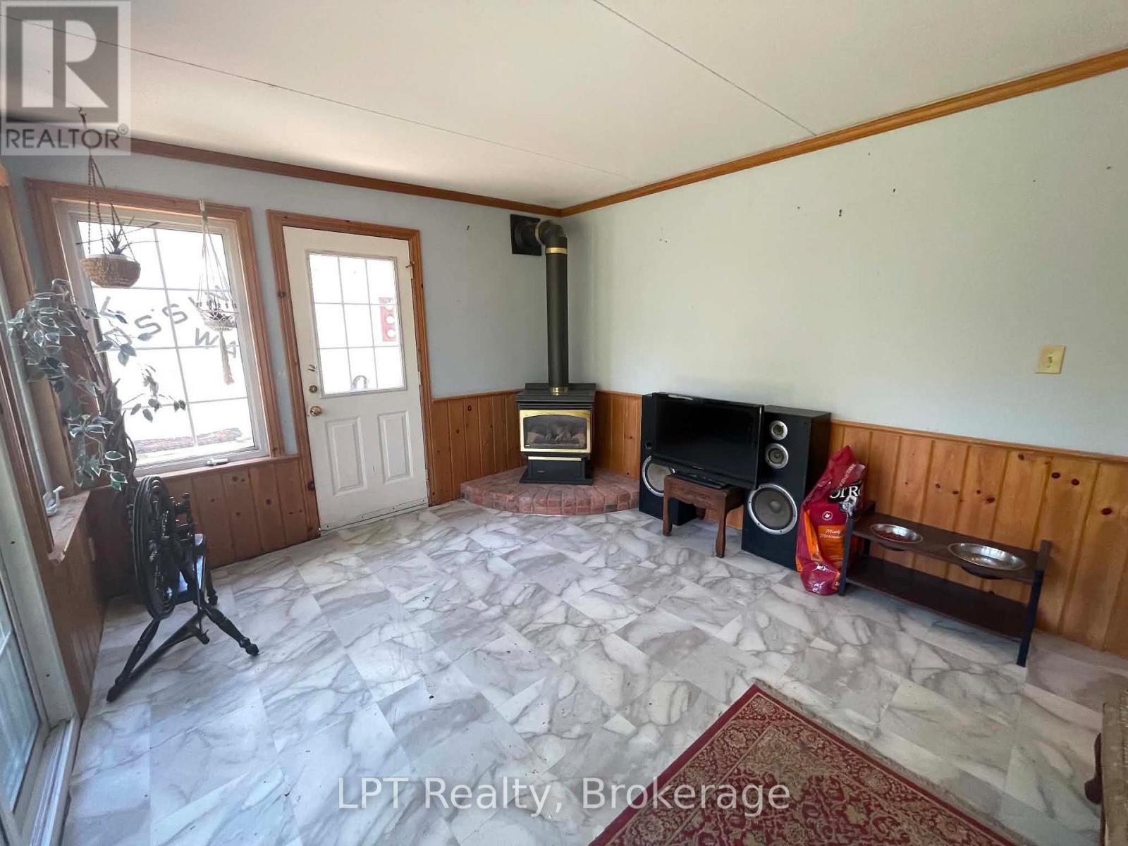 64 Marlatts Road, Thorold, Ontario  L2V 1M6 - Photo 8 - X13234516