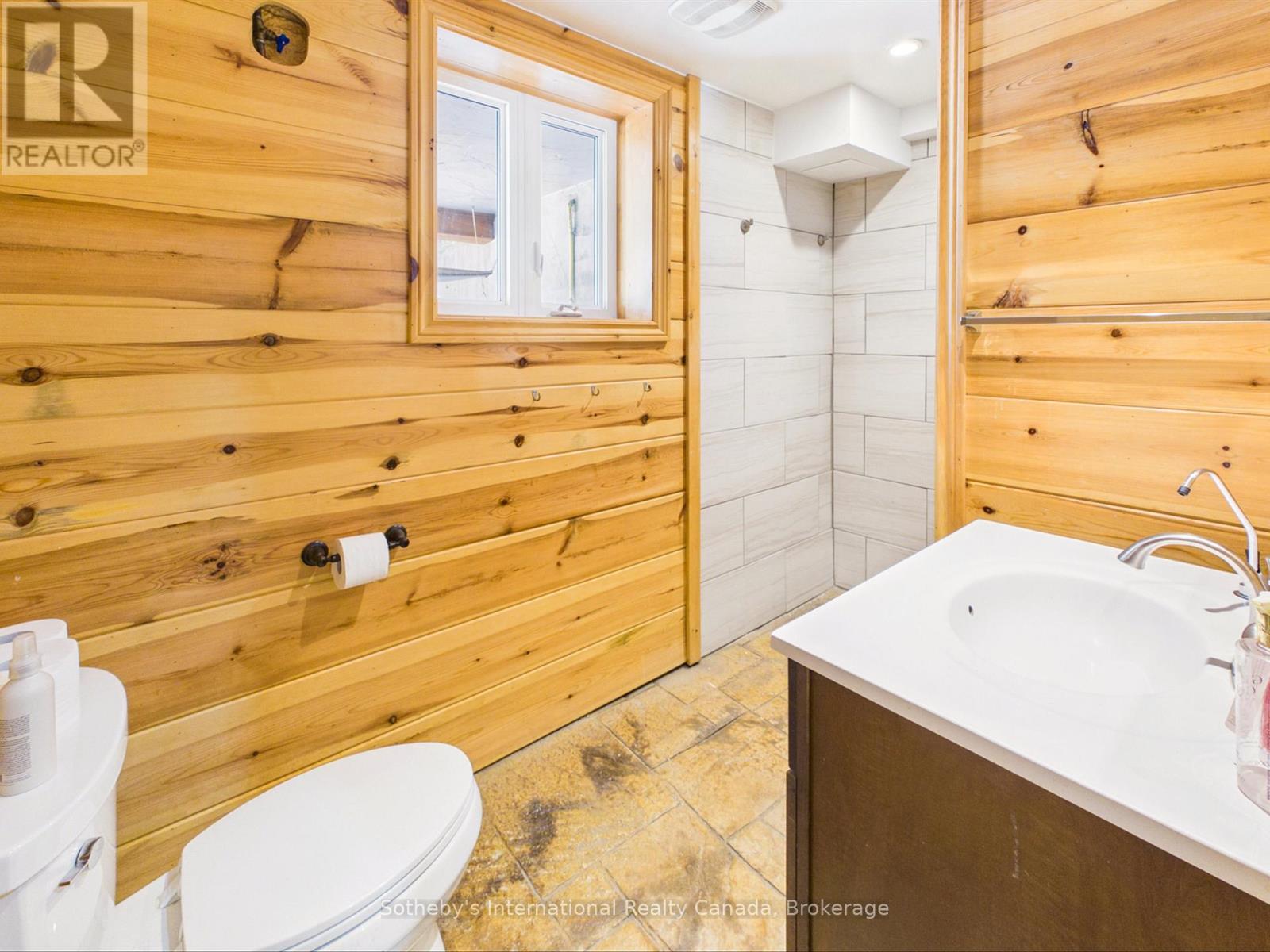 2889 Ahmic Lake Road, Magnetawan, Ontario  P0A 1P0 - Photo 35 - X13234476