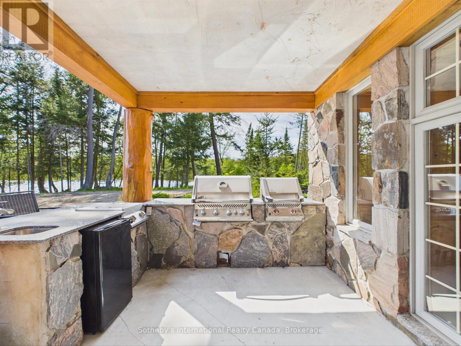 2889 Ahmic Lake Road, Magnetawan, Ontario  P0A 1P0 - Photo 40 - X13234476