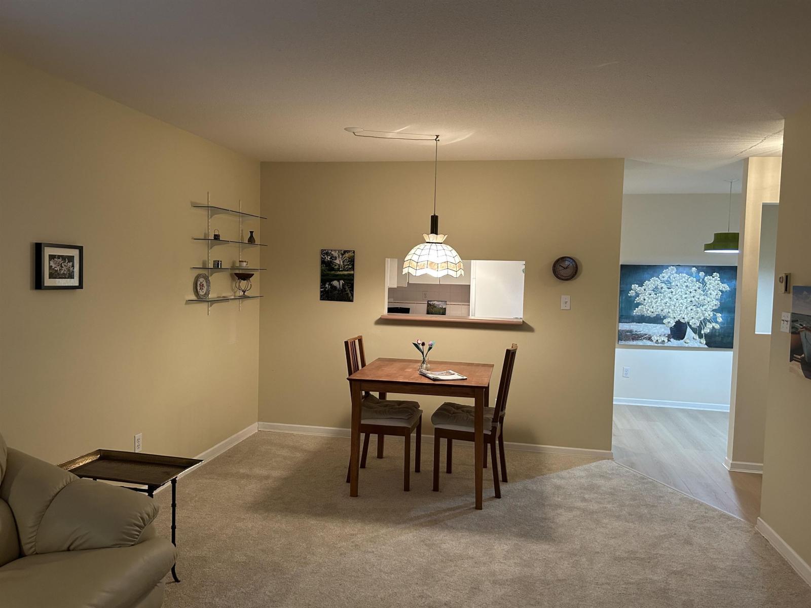 204 1533 Best Street, White Rock, British Columbia  V4B 4E9 - Photo 3 - R3118447
