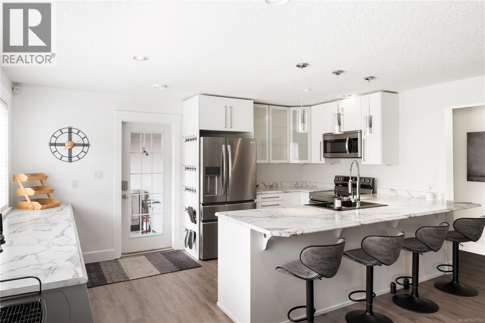 946 Gillespie Pl, Mill Bay, British Columbia  V8H 1H6 - Photo 34 - 1038760