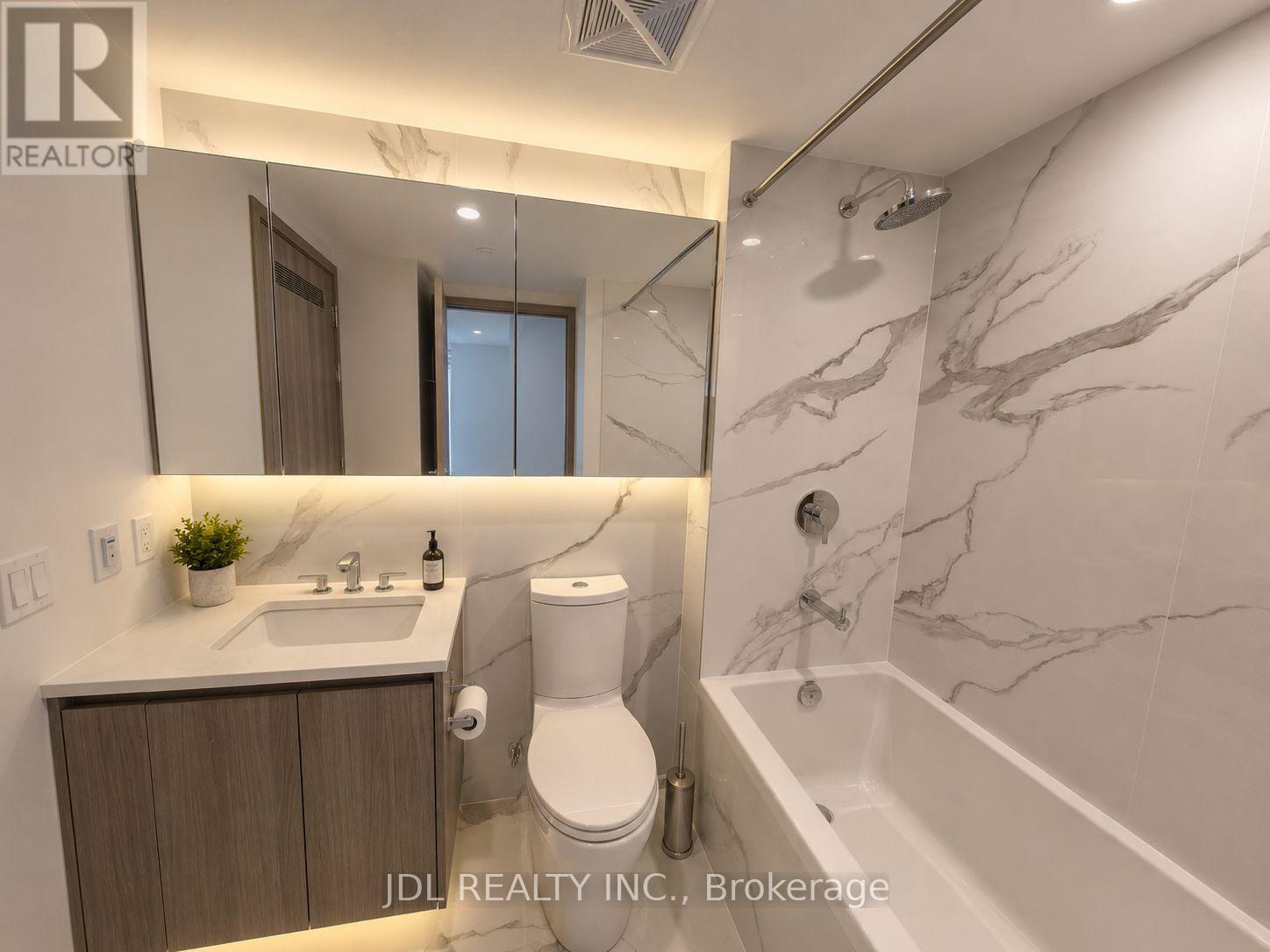2505 - 1 Concord Cityplace Way, Toronto, Ontario  M5V 0X3 - Photo 14 - C13234234