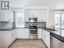 52 Kenwood Avenue, Toronto, Ontario  M6C 2R9 - Photo 7 - C13234252