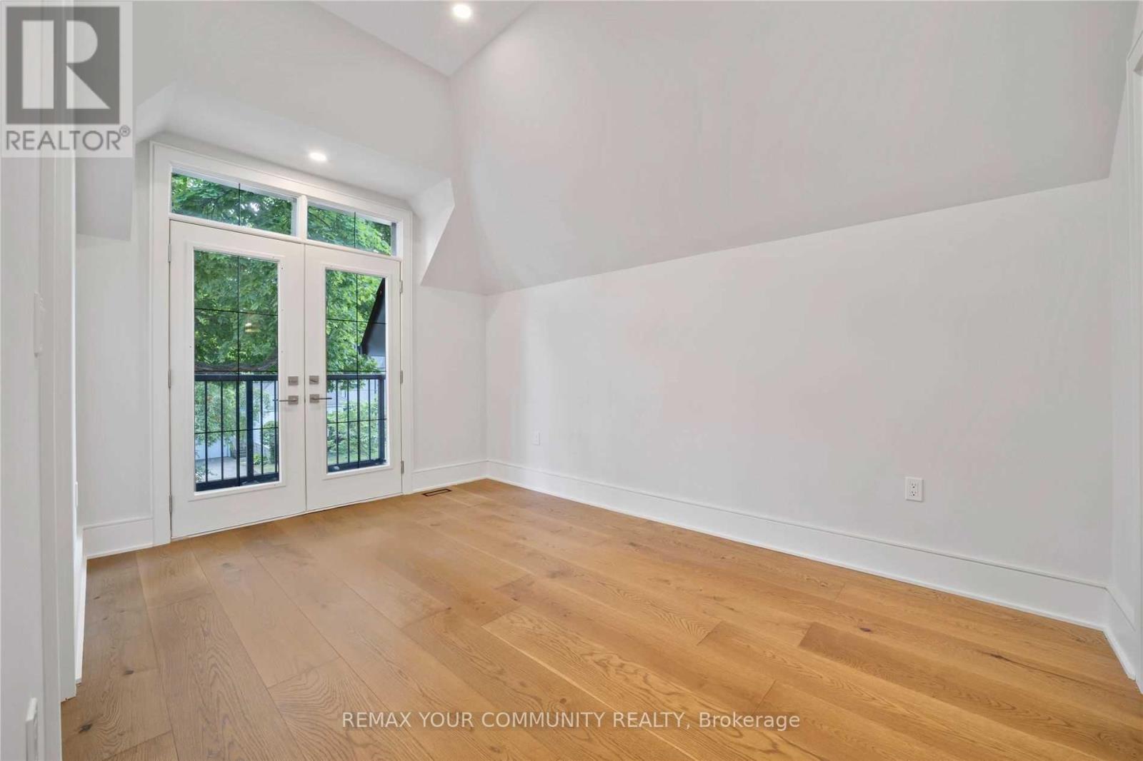 116 Park Home Avenue, Toronto, Ontario  M2N 1W8 - Photo 28 - C13234388