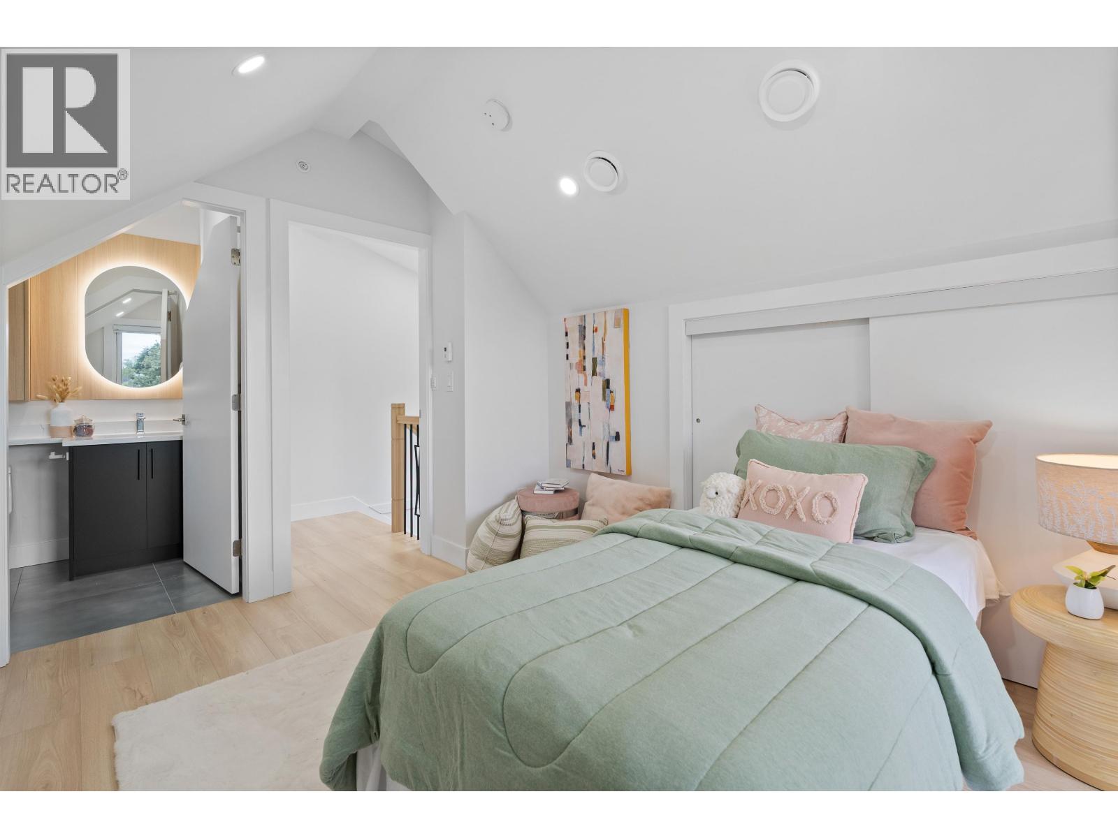2371 Adanac Street, Vancouver, British Columbia  V5L 2E9 - Photo 24 - R3131246
