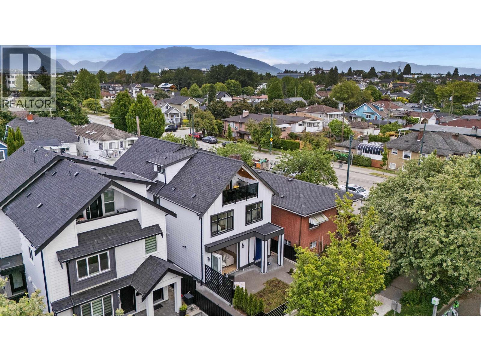2371 Adanac Street, Vancouver, British Columbia  V5L 2E9 - Photo 28 - R3131246