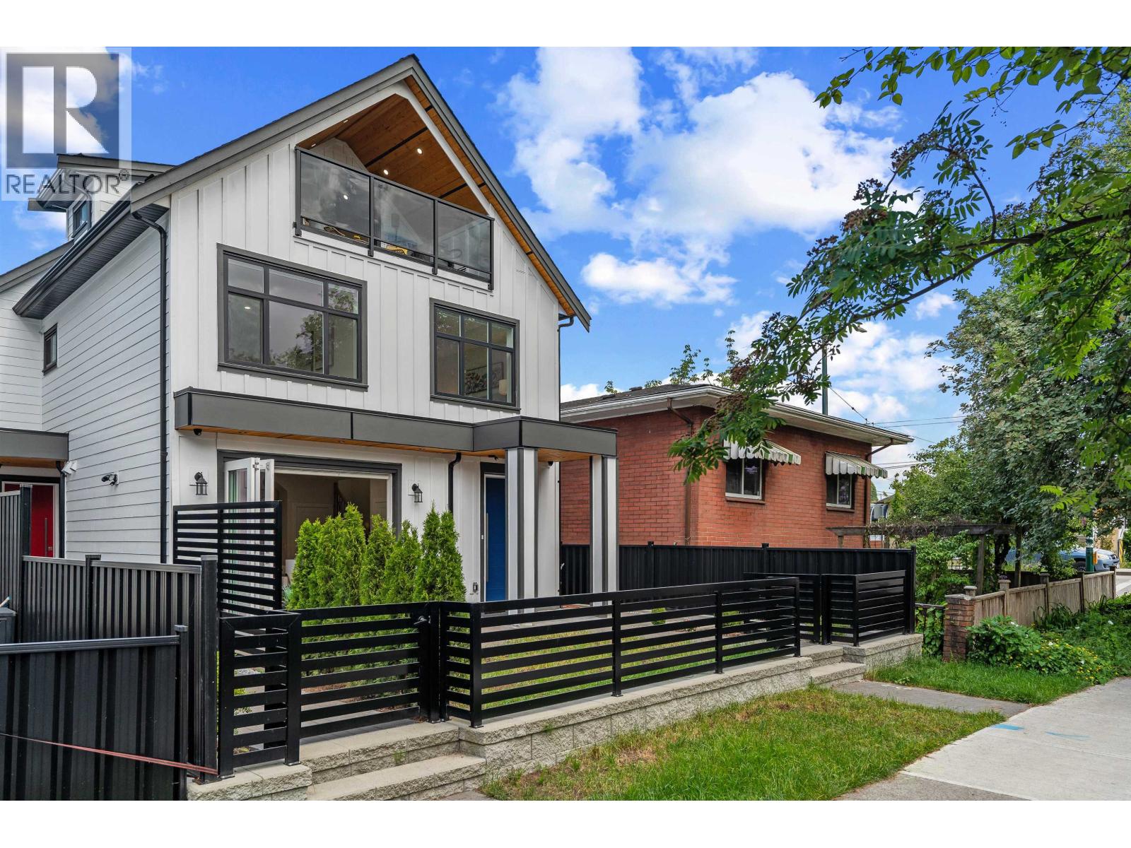 2371 Adanac Street, Vancouver, British Columbia  V5L 2E9 - Photo 33 - R3131246