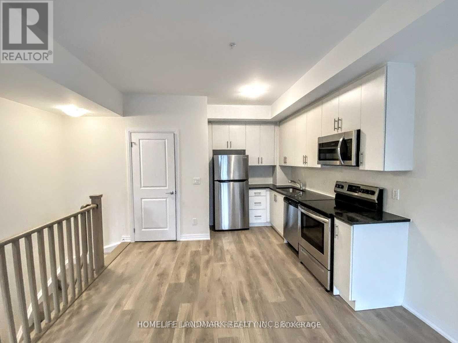 205 - 2635 William Jackson Drive, Pickering, Ontario  L1X 0L3 - Photo 2 - E13234132