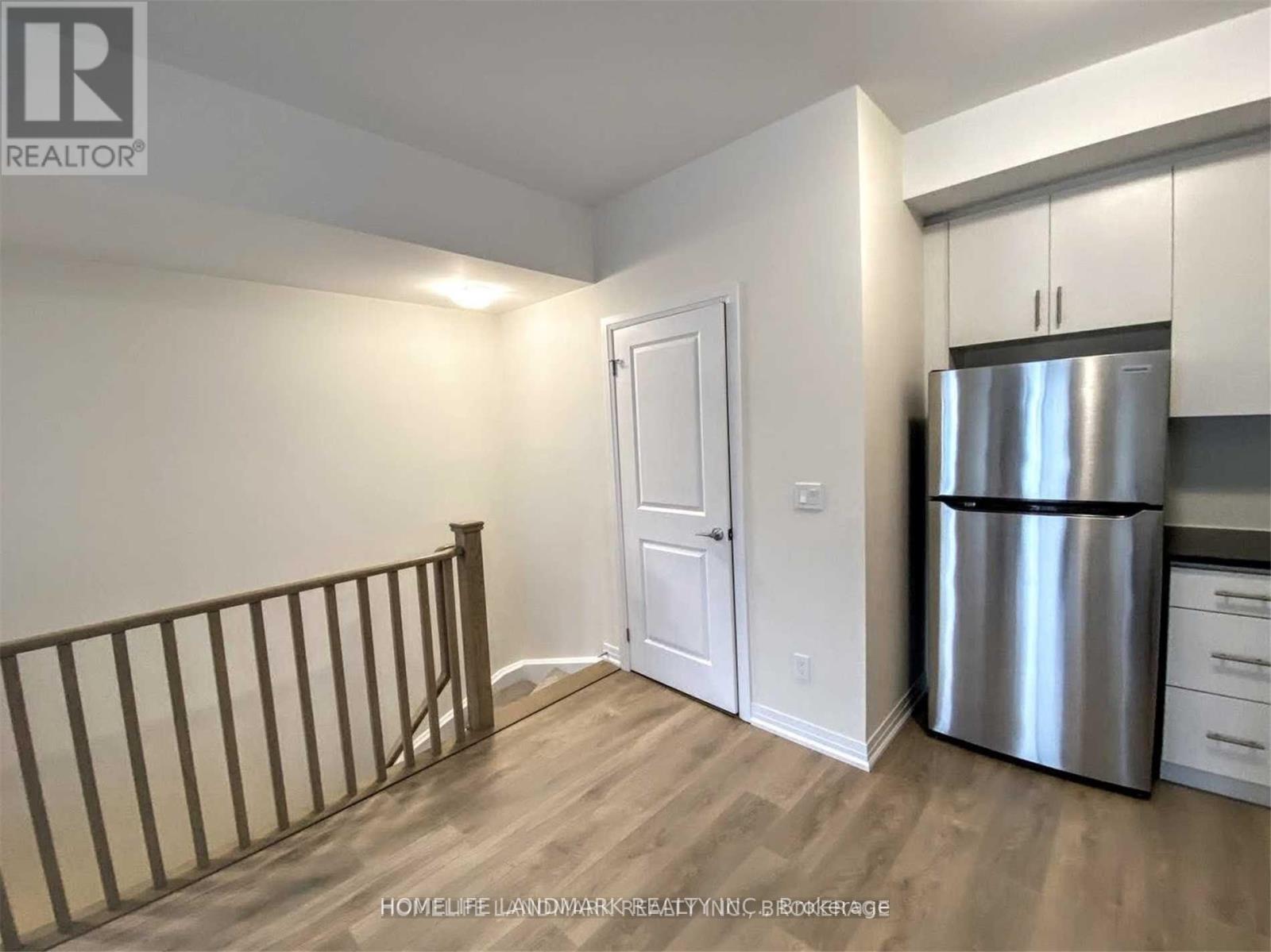 205 - 2635 William Jackson Drive, Pickering, Ontario  L1X 0L3 - Photo 4 - E13234132