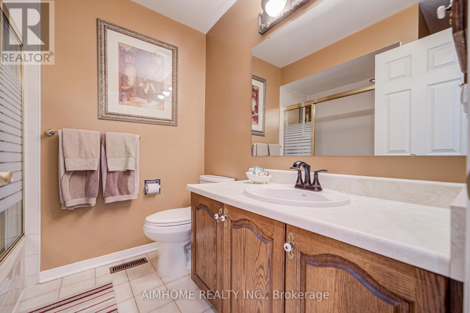 21 Calthorpe Avenue, Toronto, Ontario  M1C 3S3 - Photo 21 - E13234354