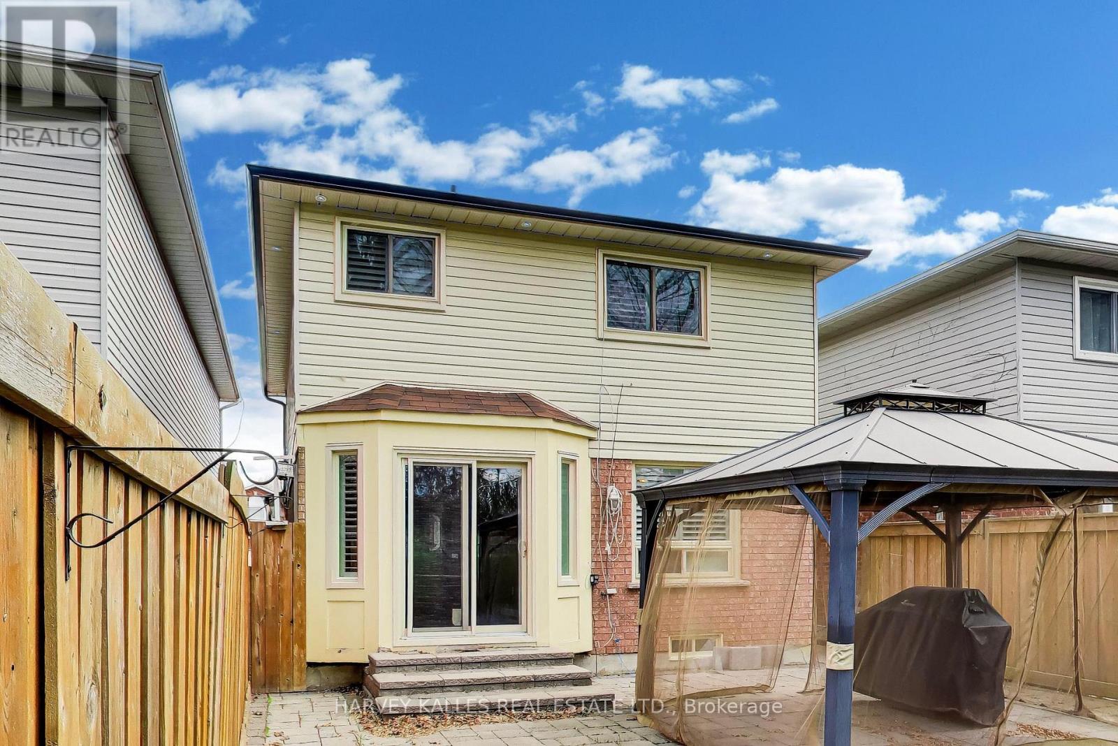 70 Andona Crescent, Toronto, Ontario  M1C 5A3 - Photo 26 - E13234362