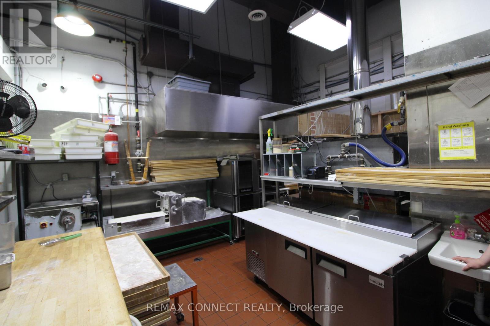 9 - 1415 Kennedy Road, Toronto, Ontario  M1P 2L6 - Photo 18 - E13234498