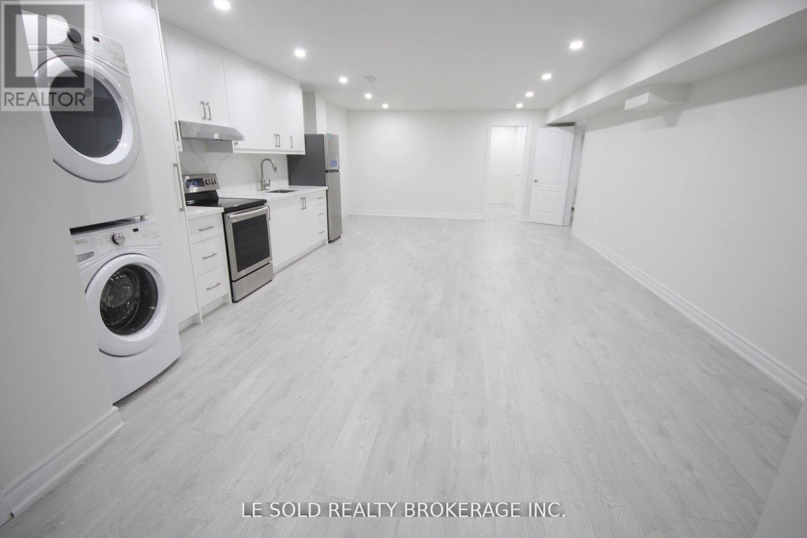 Bsmt - 7 Pear Blossom Way, East Gwillimbury, Ontario  L9N 0T3 - Photo 8 - N13234262