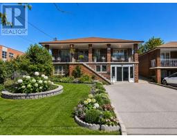 502 QUEENS DRIVE, Toronto, Ontario