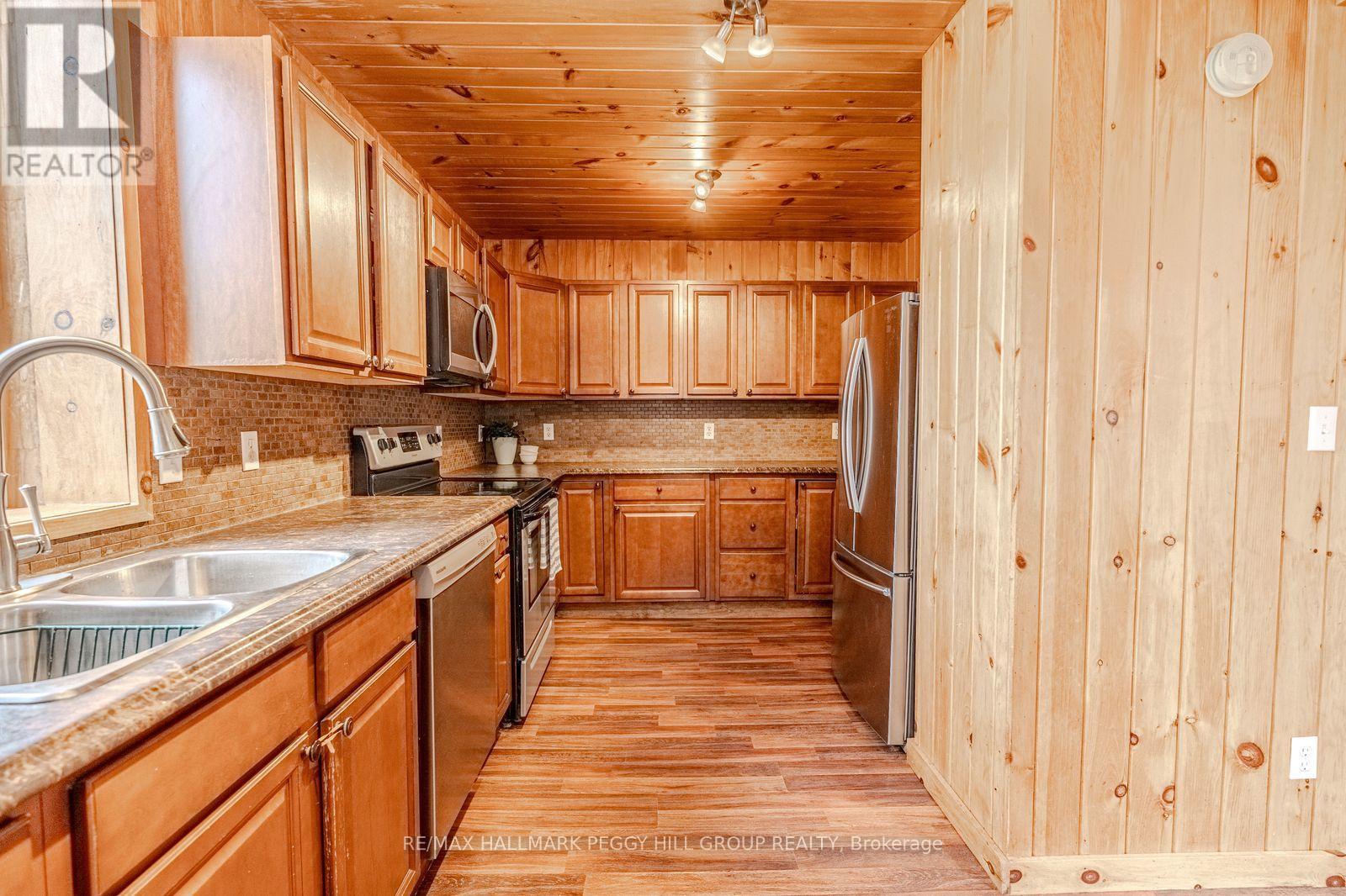 1601 Penetanguishene Road, Oro-Medonte, Ontario  L4M 4Y8 - Photo 8 - S13234322