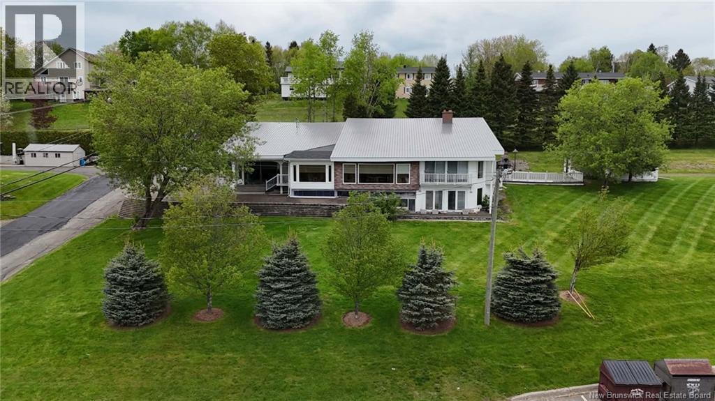 24 Rue Veteran Sud, Grand Falls, New Brunswick