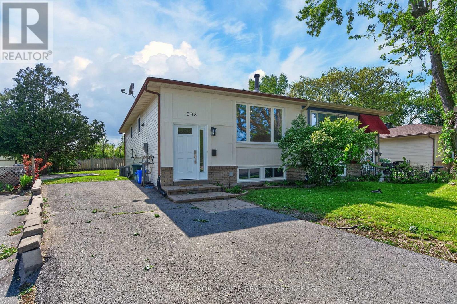 1088 Pinewood Place, Kingston, Ontario  K7P 1L1 - Photo 2 - X13234570
