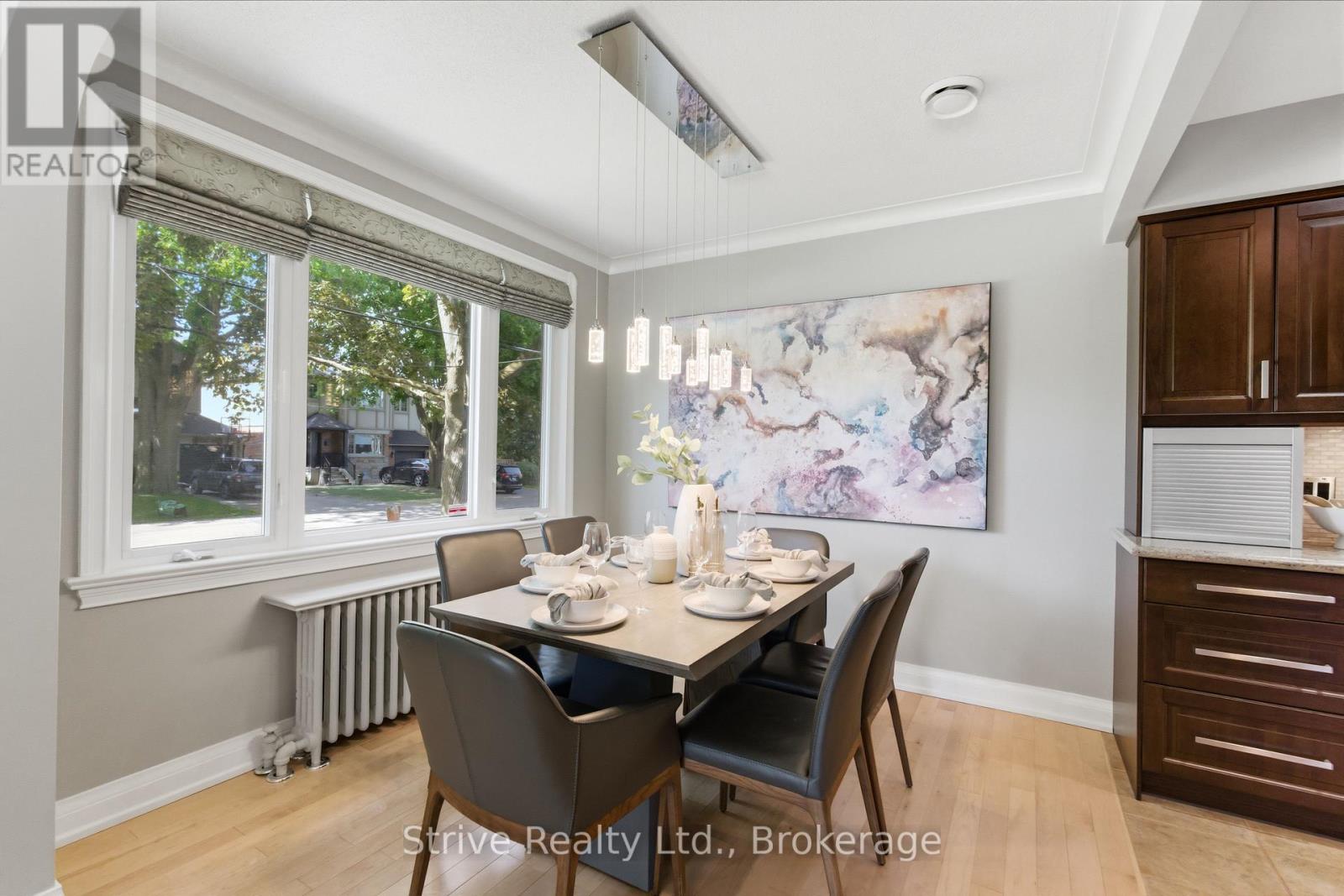 53 Monkton Avenue, Toronto, Ontario  M8Z 4N4 - Photo 13 - W13234678