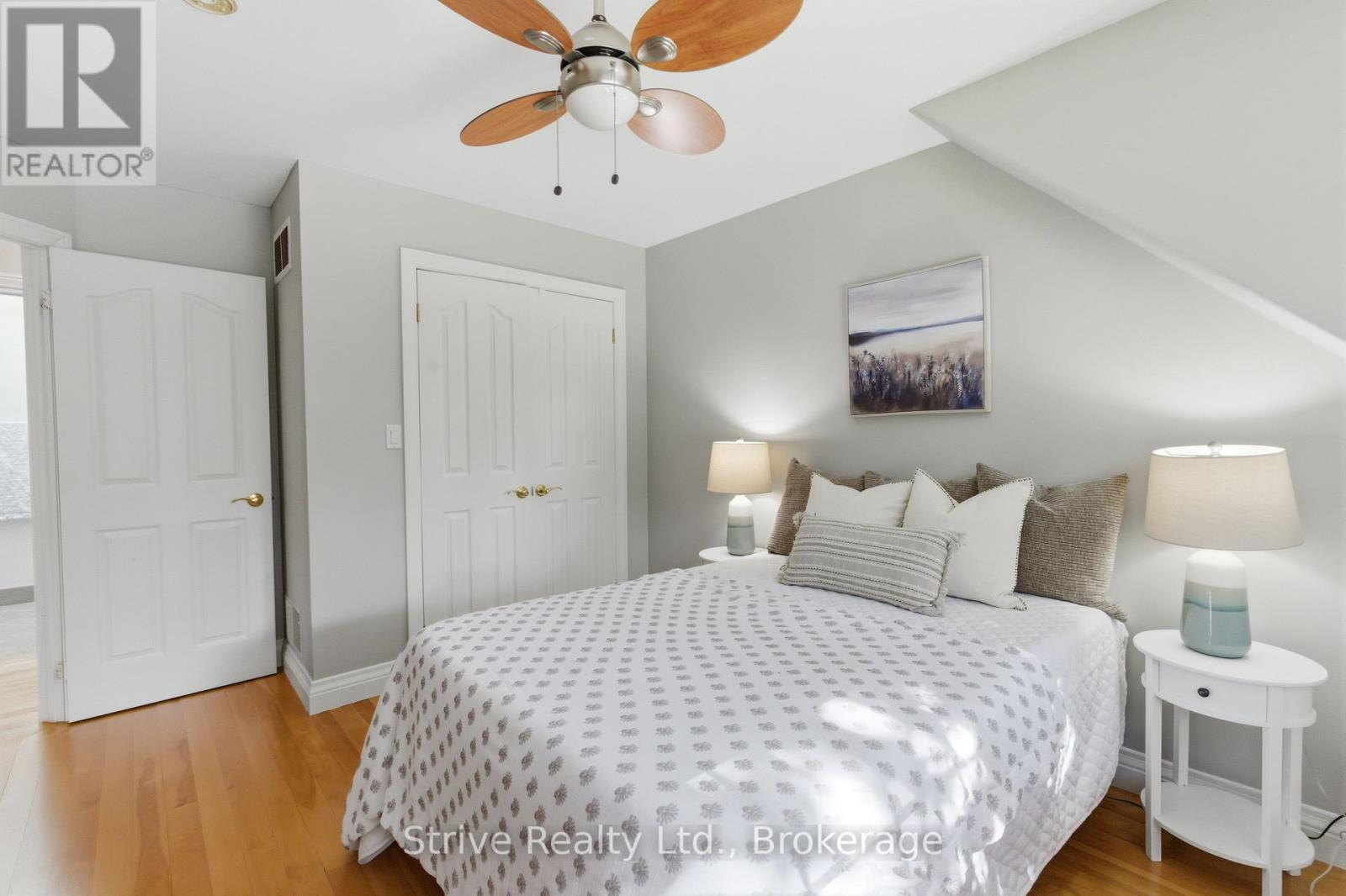 53 Monkton Avenue, Toronto, Ontario  M8Z 4N4 - Photo 36 - W13234678