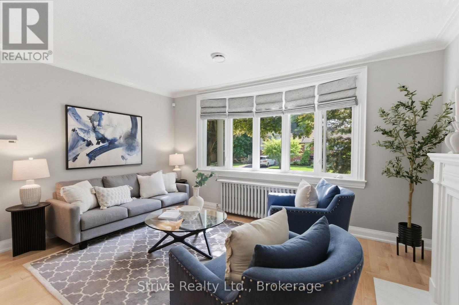 53 Monkton Avenue, Toronto, Ontario  M8Z 4N4 - Photo 7 - W13234678