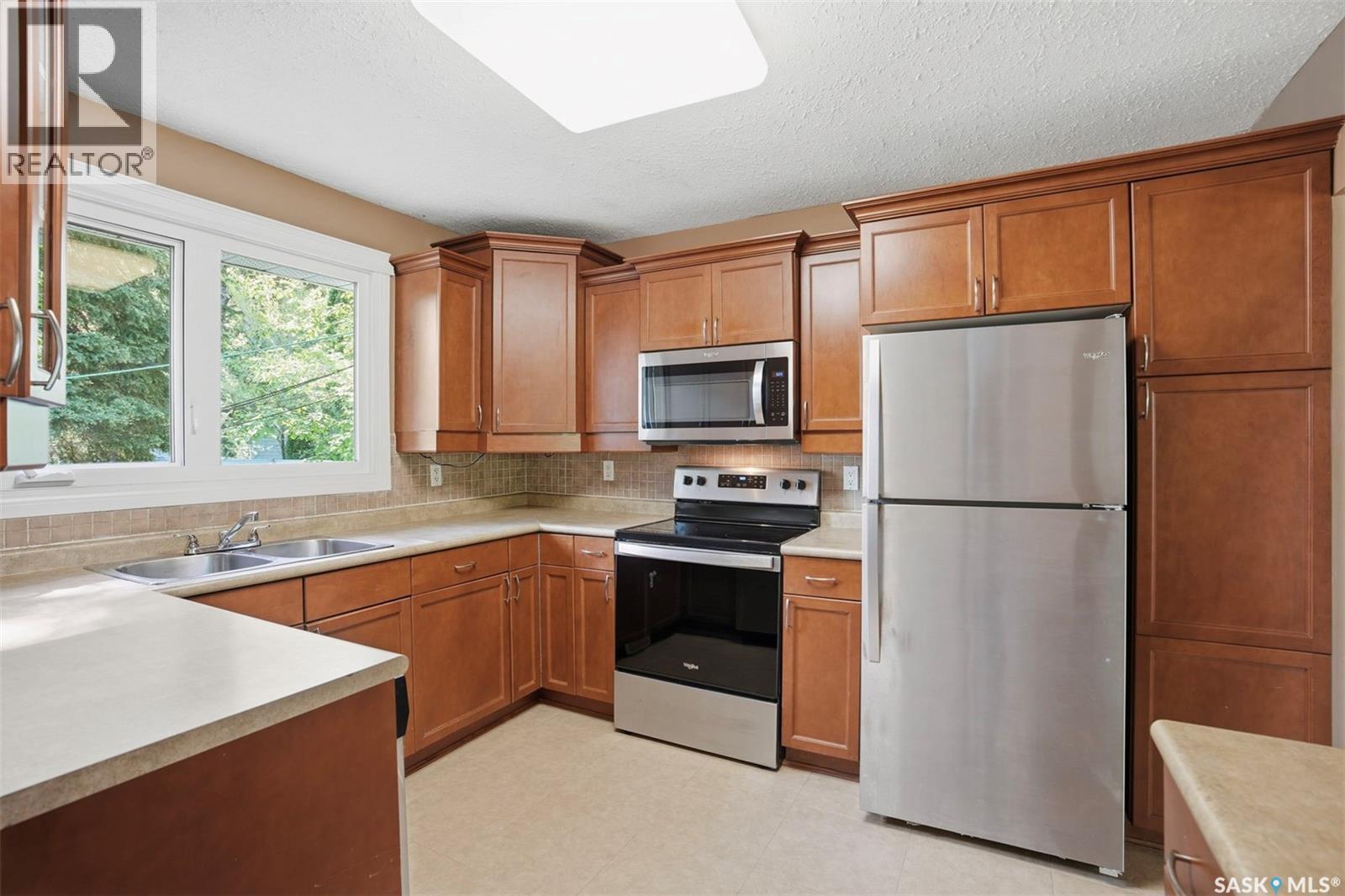 2019 Louise Avenue, Saskatoon, Saskatchewan  S7J 2C1 - Photo 9 - SK037882