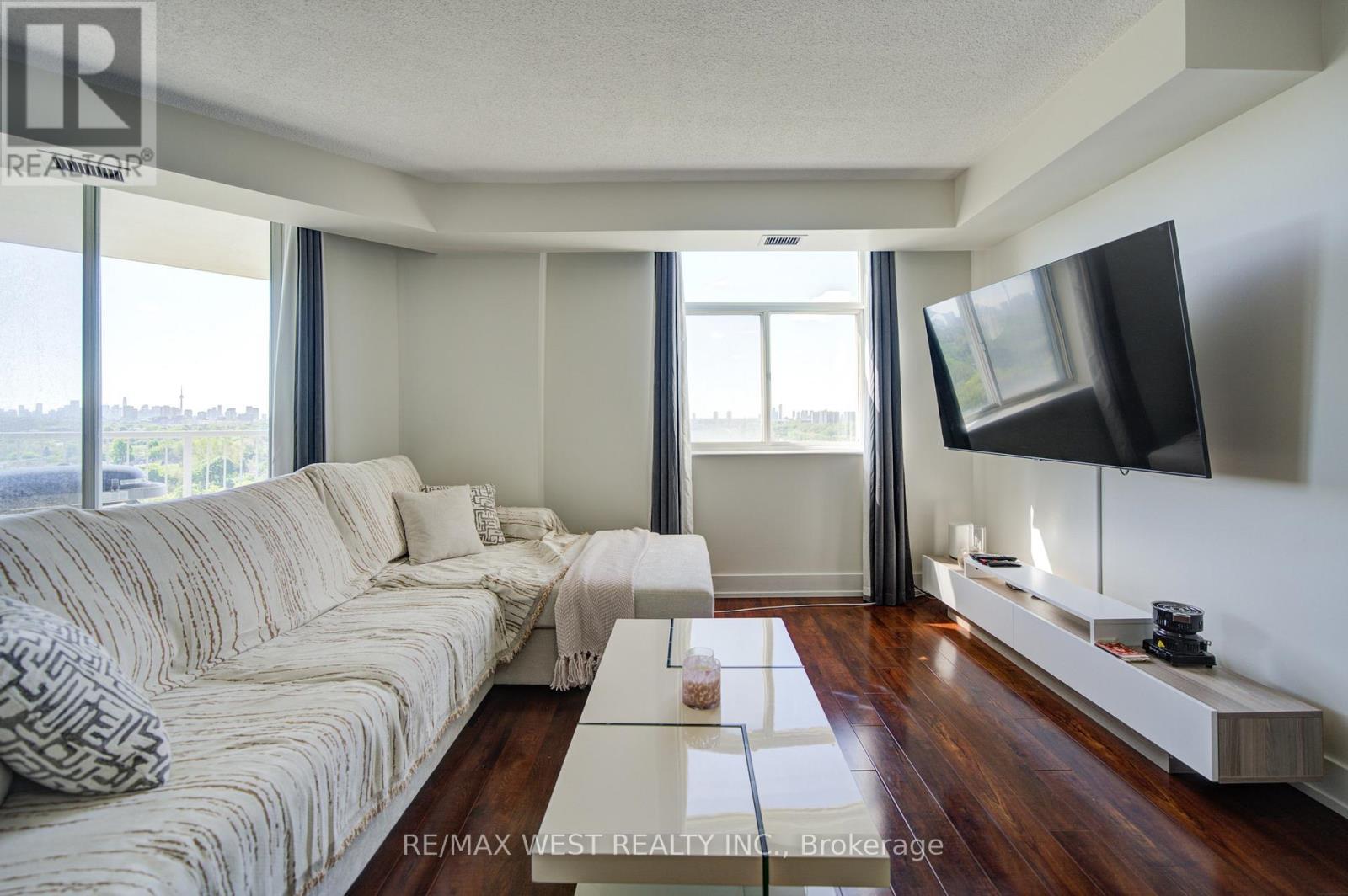 1309 - 3559 Eglinton Avenue W, Toronto, Ontario  M6M 5C6 - Photo 14 - W13234094