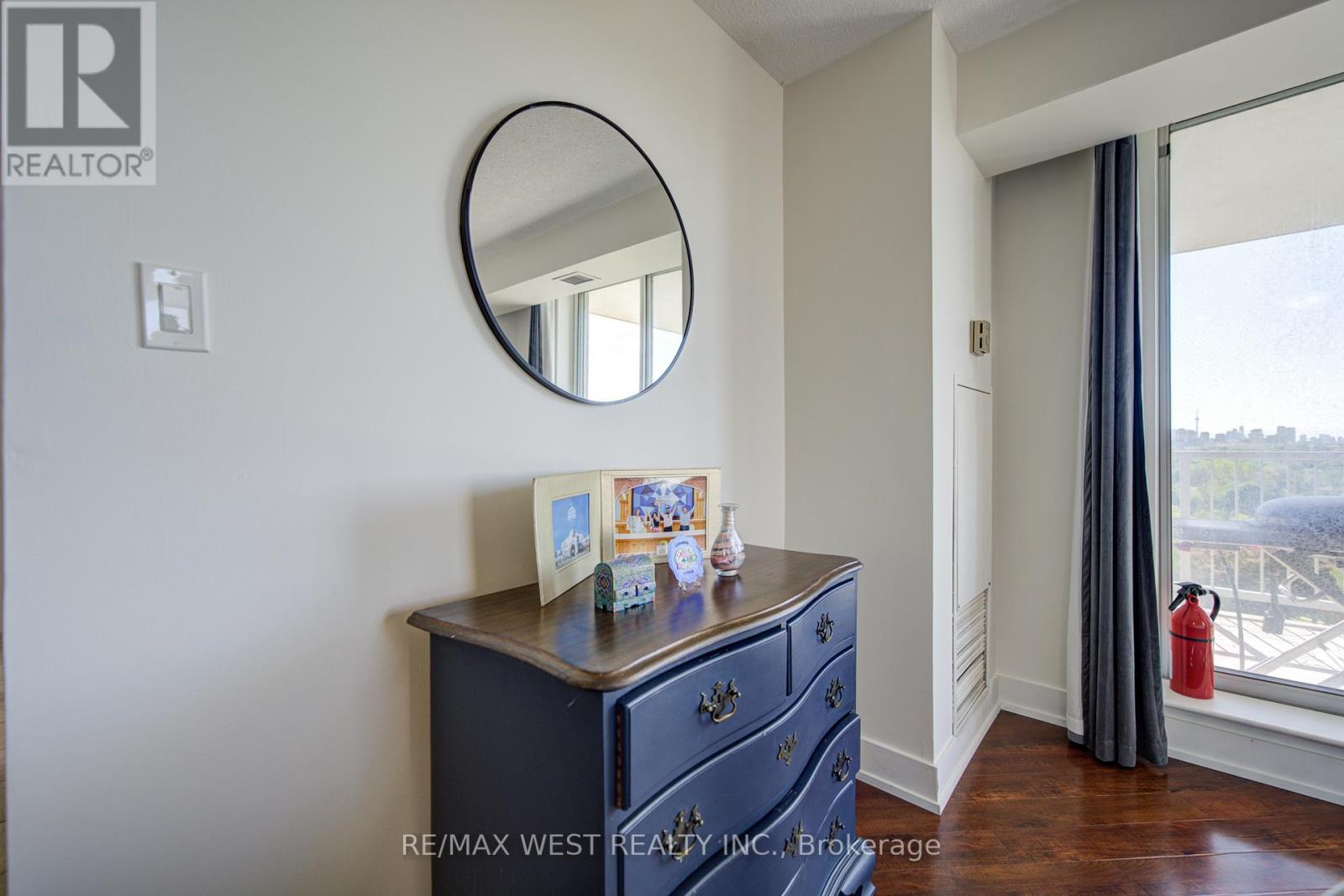 1309 - 3559 Eglinton Avenue W, Toronto, Ontario  M6M 5C6 - Photo 17 - W13234094