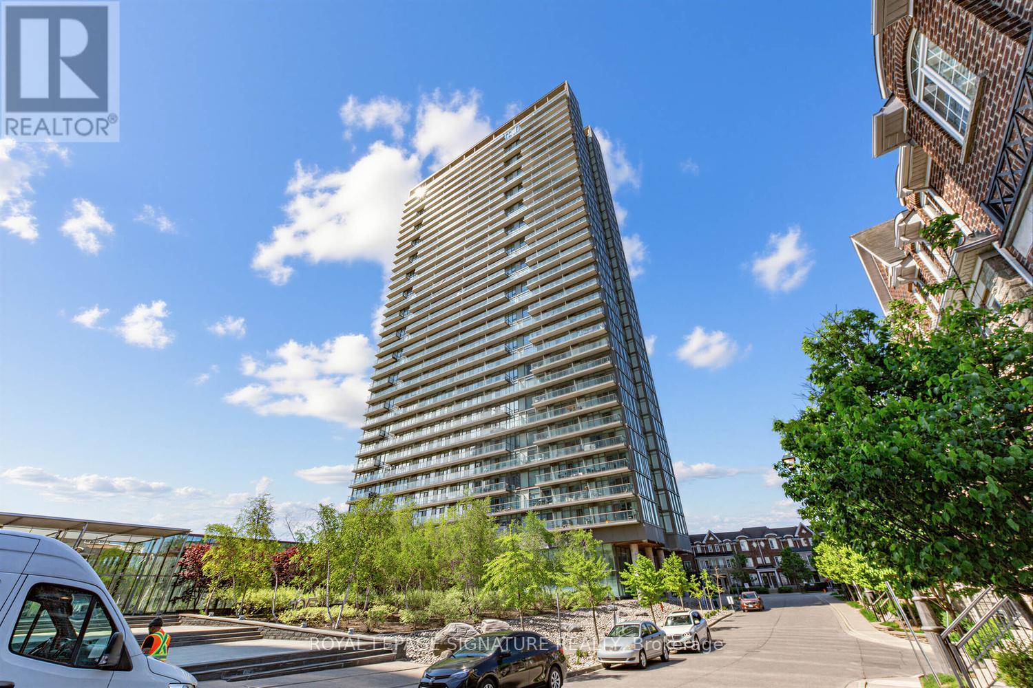 3203 - 105 THE QUEENSWAY, Toronto, Ontario