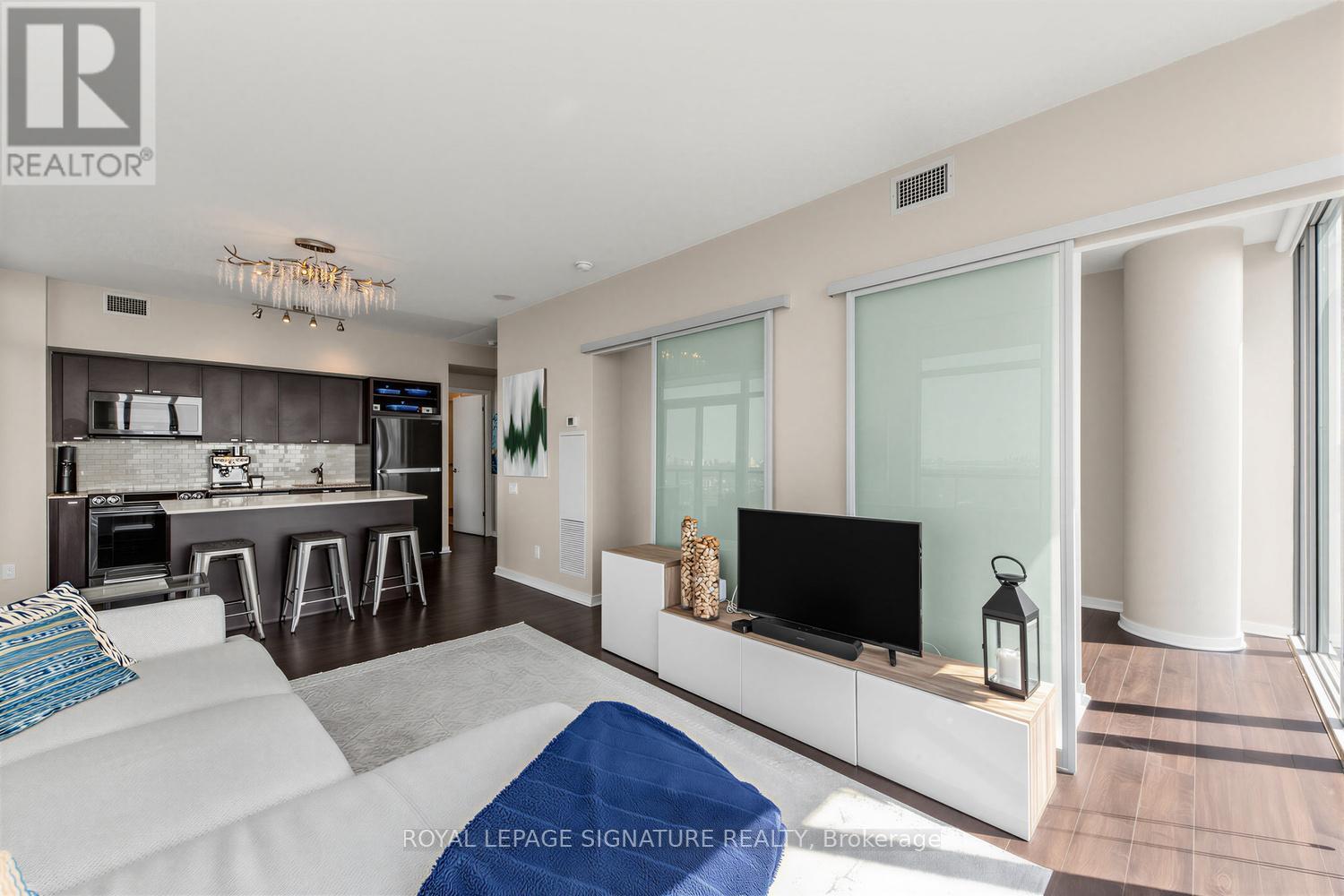 3203 - 105 The Queensway, Toronto, Ontario  M6S 5B5 - Photo 11 - W13234106