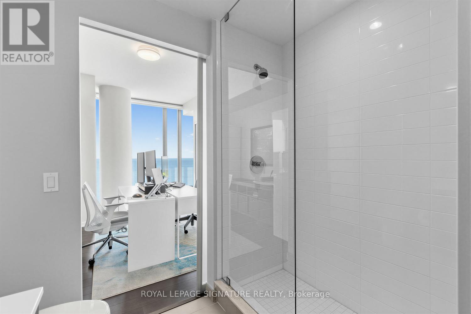 3203 - 105 The Queensway, Toronto, Ontario  M6S 5B5 - Photo 19 - W13234106