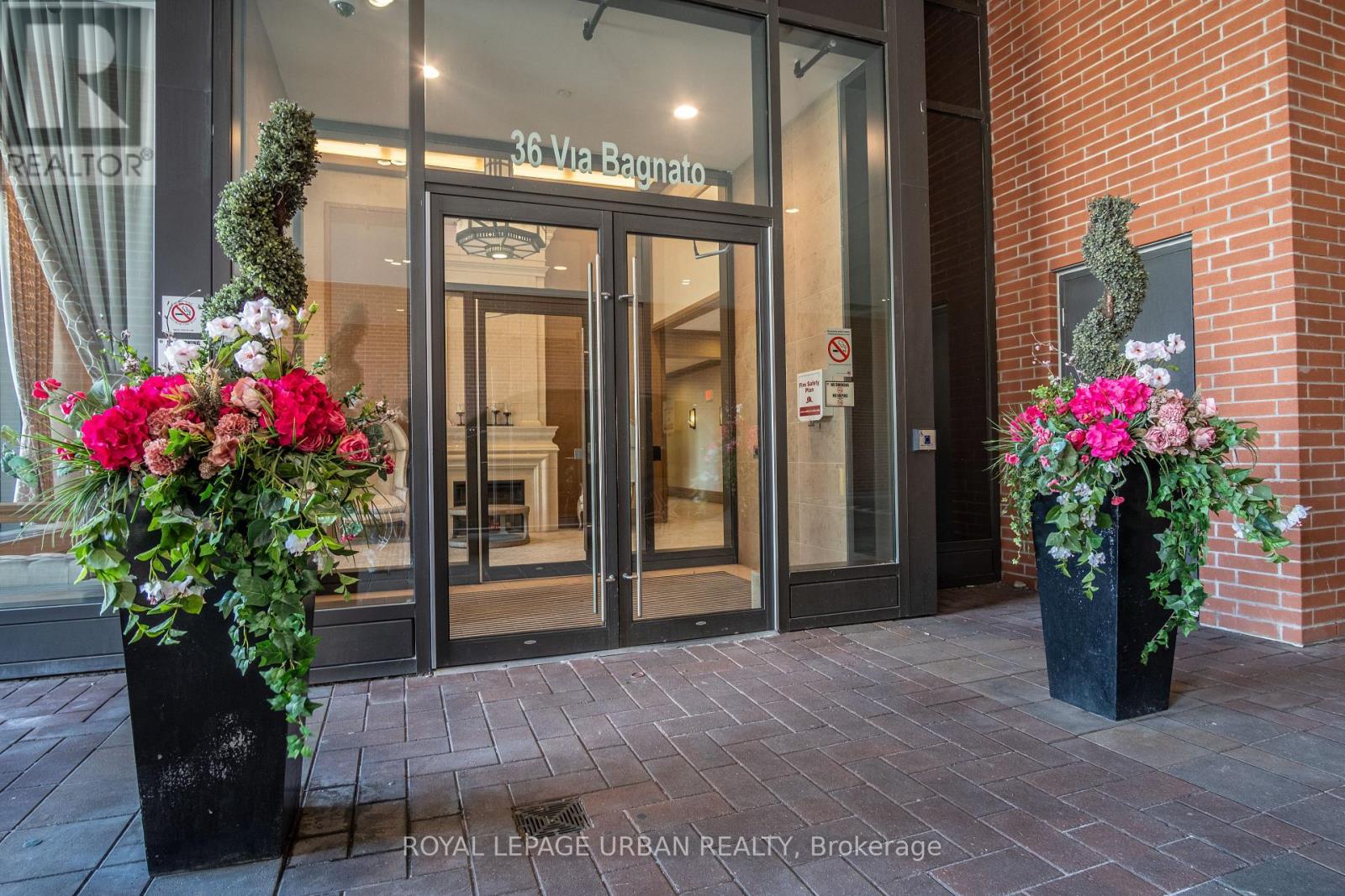 238 - 36 Via Bagnato, Toronto, Ontario  M6A 0B7 - Photo 2 - W13234166