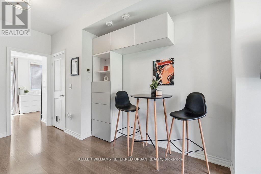 241 - 390 Hopewell Avenue, Toronto, Ontario  M6E 2S2 - Photo 4 - W13234184