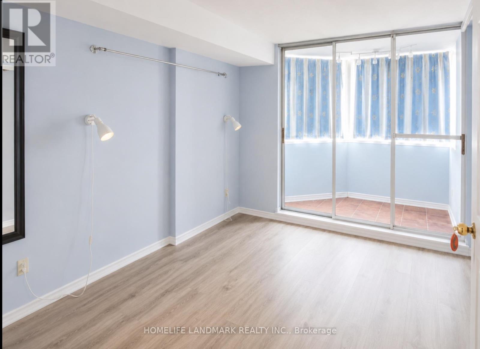 501 - 400 Webb Drive, Mississauga, Ontario  L5B 3Z7 - Photo 8 - W13234190
