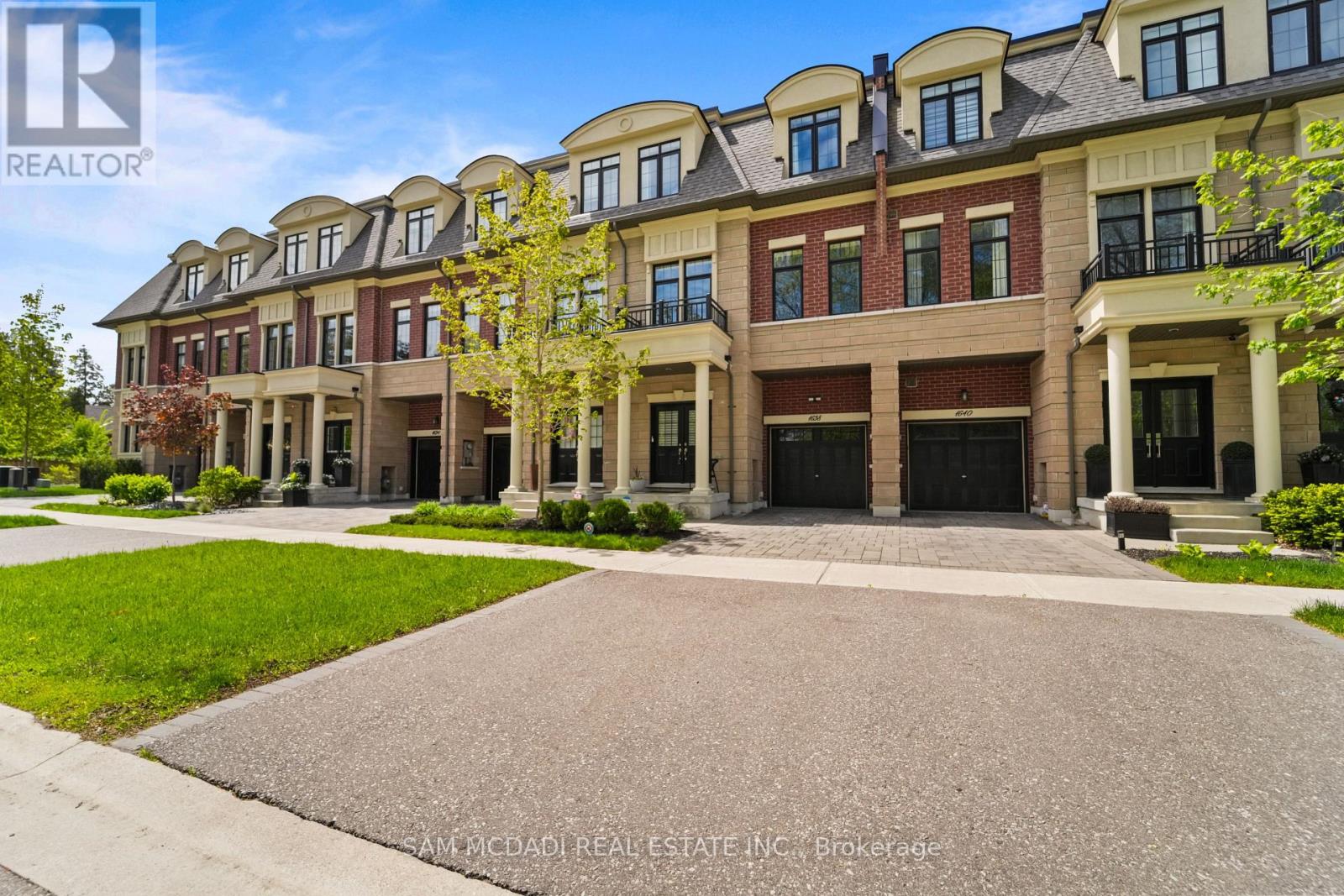 1638 CRESTVIEW AVENUE, Mississauga, Ontario