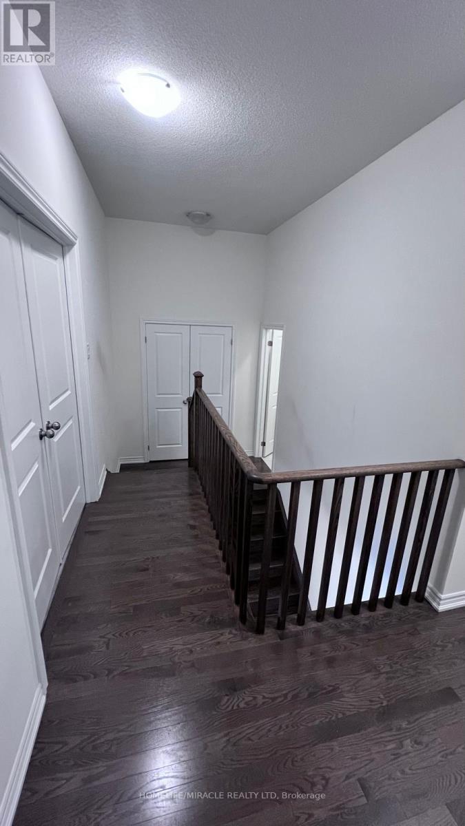 337 Valleyway Drive, Brampton, Ontario  L6X 0N9 - Photo 12 - W13234312