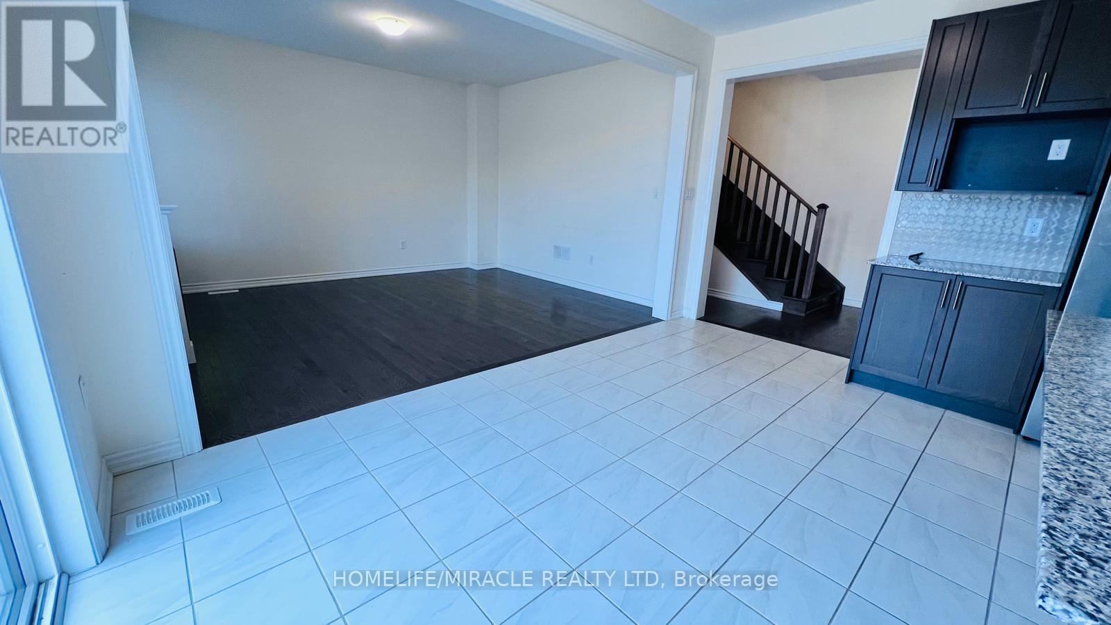 337 Valleyway Drive, Brampton, Ontario  L6X 0N9 - Photo 17 - W13234312