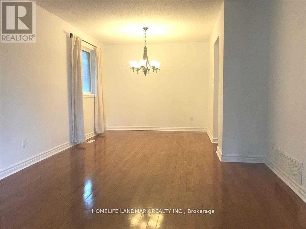 1431 Livingston Road, Oakville, Ontario  L6H 3G3 - Photo 4 - W13234320