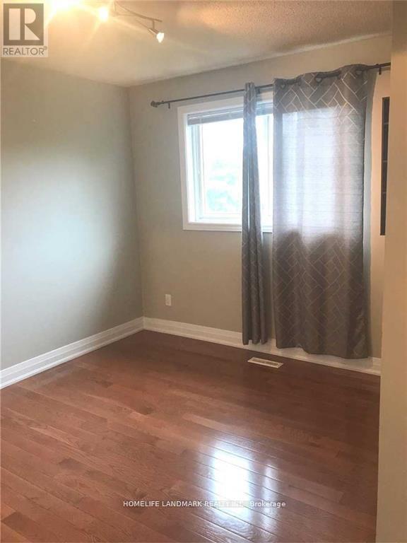 1431 Livingston Road, Oakville, Ontario  L6H 3G3 - Photo 6 - W13234320