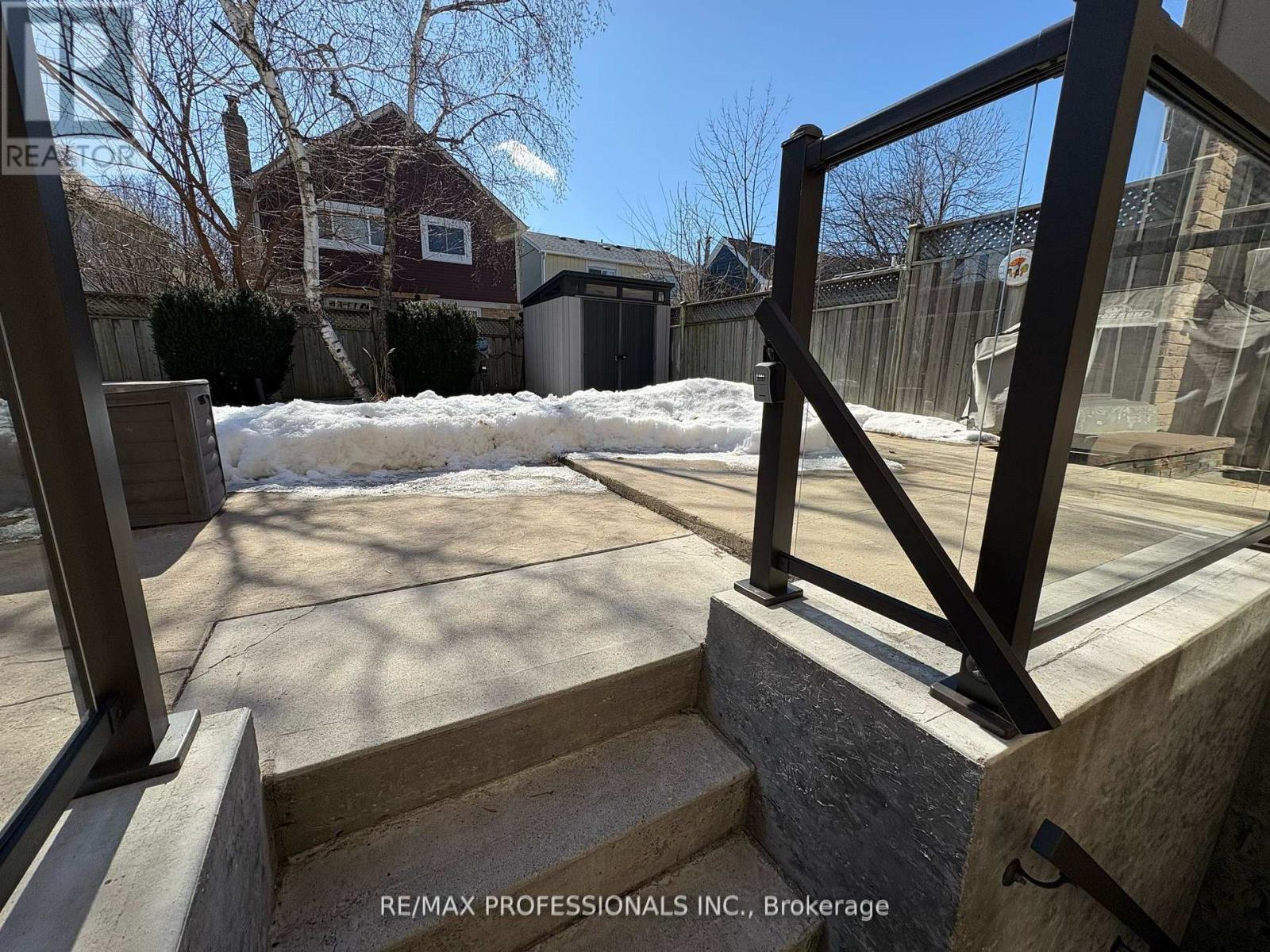 Lower - 19 Elmbrook Crescent, Toronto, Ontario  M9C 5B2 - Photo 20 - W13234344