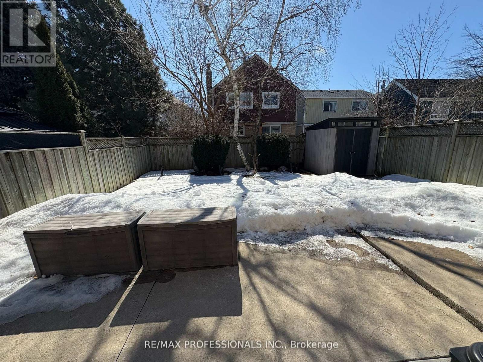 Lower - 19 Elmbrook Crescent, Toronto, Ontario  M9C 5B2 - Photo 23 - W13234344