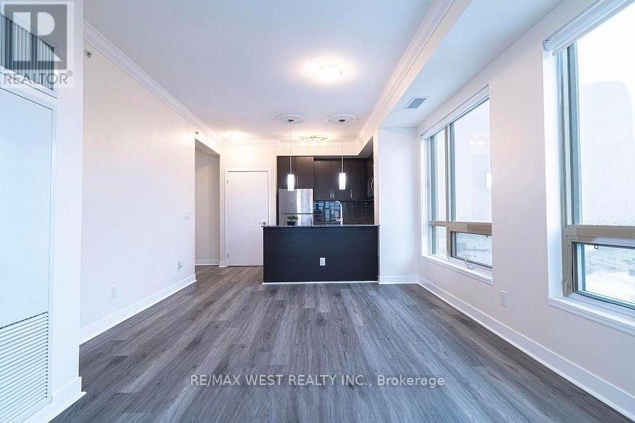 1402 - 840 Queens Plate Drive, Toronto, Ontario  M9W 0E7 - Photo 4 - W13234414