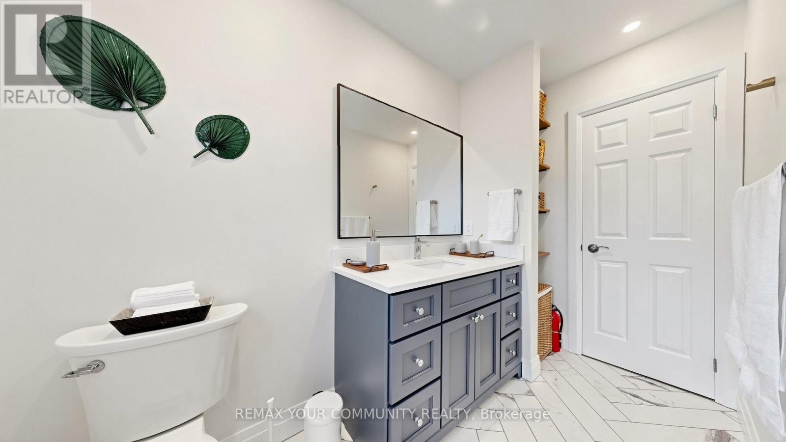 1248 Blackburm Drive, Oakville, Ontario  L6M 2N5 - Photo 27 - W13234434